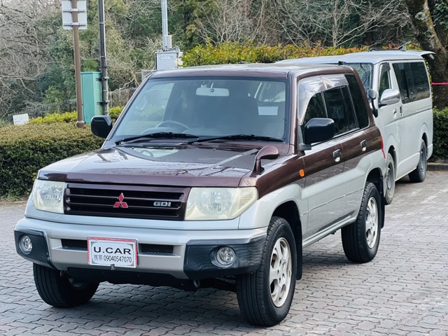 1999 Mitsubishi Pajero iO