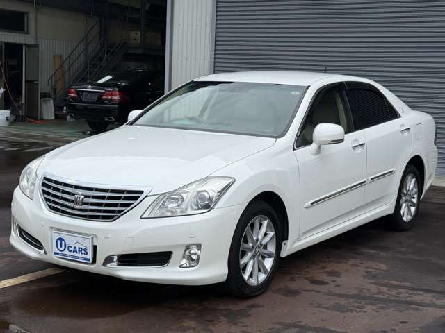 2008 Toyota Crown Royal – thumbnail 4