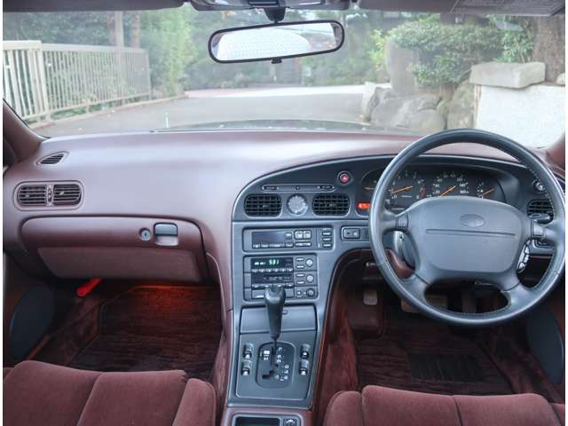 1992 Nissan Infiniti Q45 – thumbnail 3