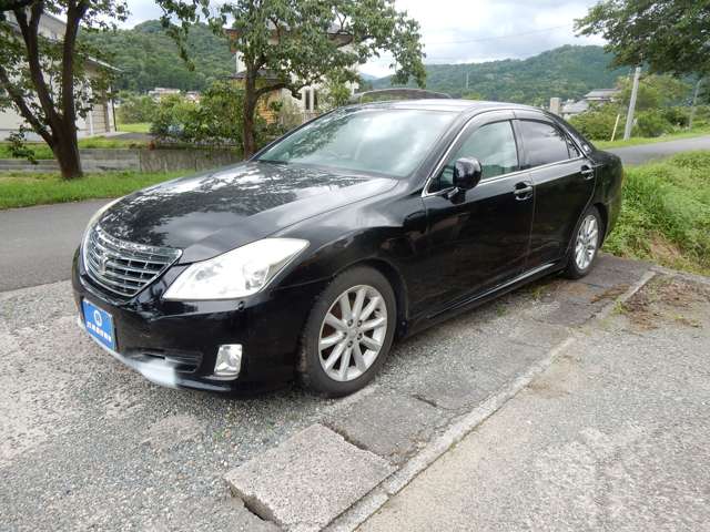 2008 Toyota Crown Royal – thumbnail 2
