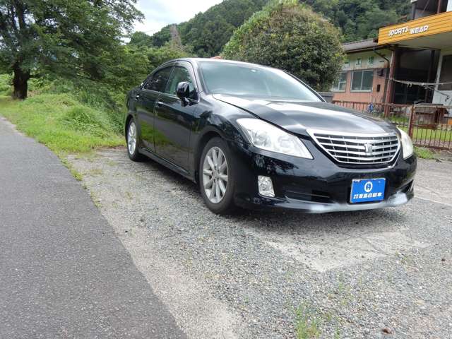 2008 Toyota Crown Royal – thumbnail 4