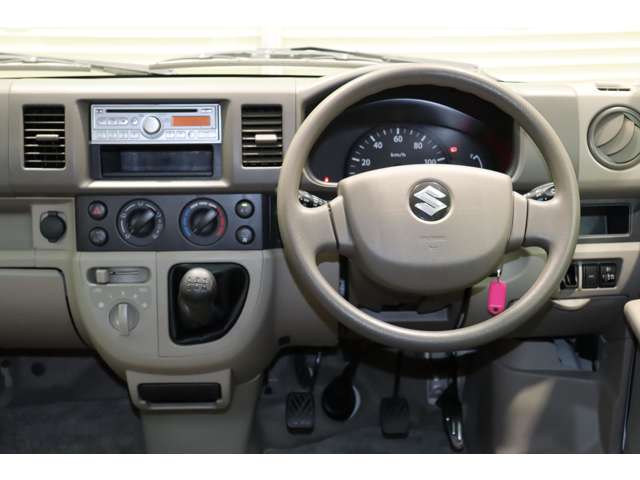 2010 Suzuki Every – thumbnail 4
