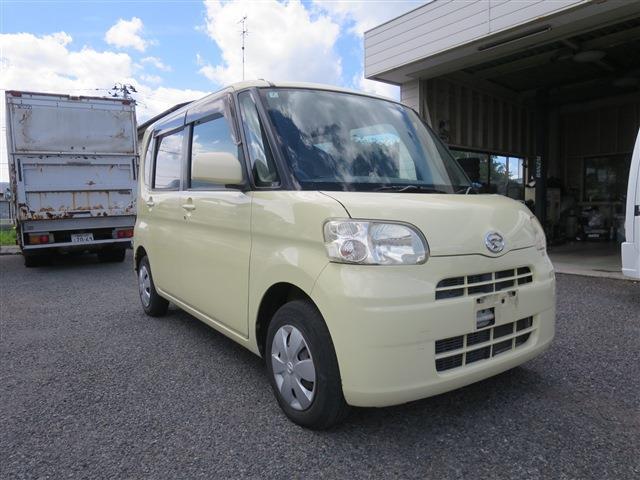 2010 Daihatsu Tanto – thumbnail 3