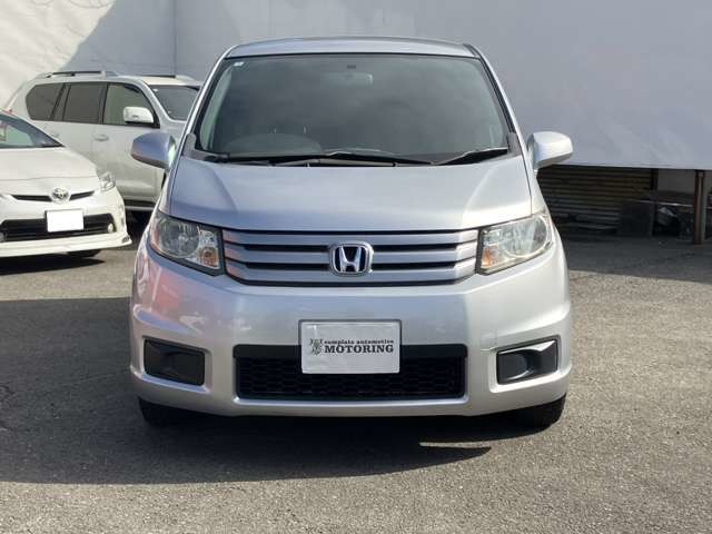 2010 Honda Freed Spike – thumbnail 4