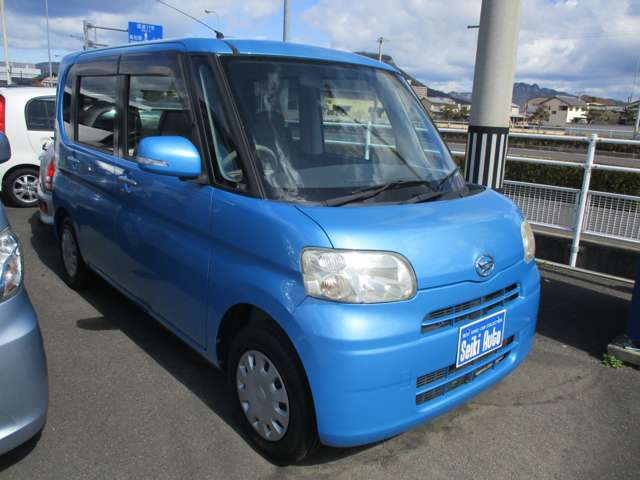 2010 Daihatsu Tanto – thumbnail 3