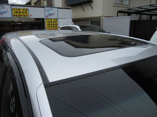 2010 Honda Odyssey – thumbnail 2