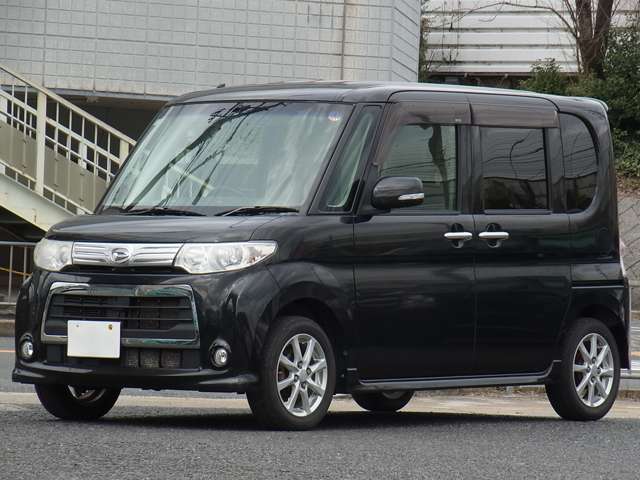 2010 Daihatsu Tanto – thumbnail 4