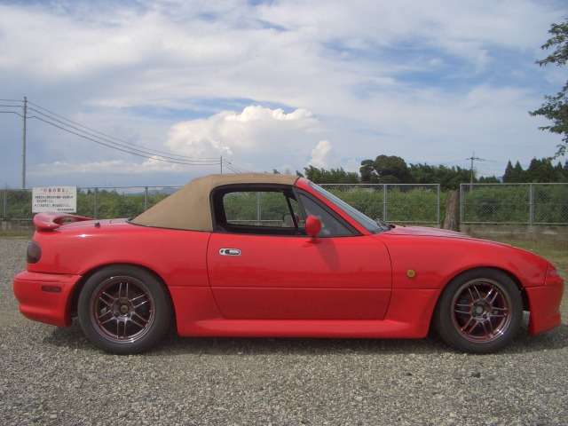 1992 Mazda Roadster – thumbnail 4