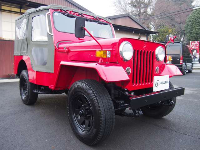 1998 Mitsubishi Jeep – thumbnail 3