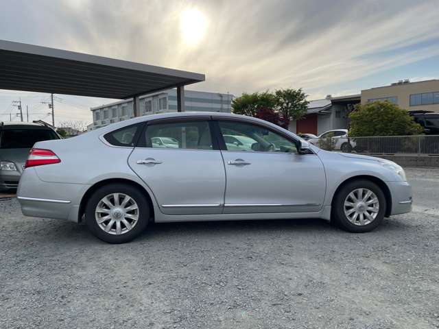 2009 Nissan Teana – thumbnail 4