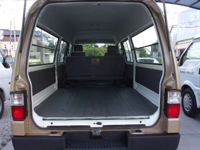 2002 Mitsubishi Delica Cargo – thumbnail 2