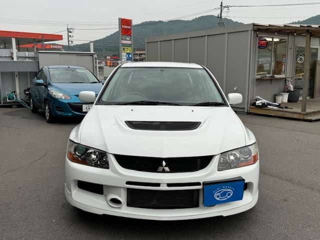 2005 Mitsubishi Lancer Evolution – thumbnail 2