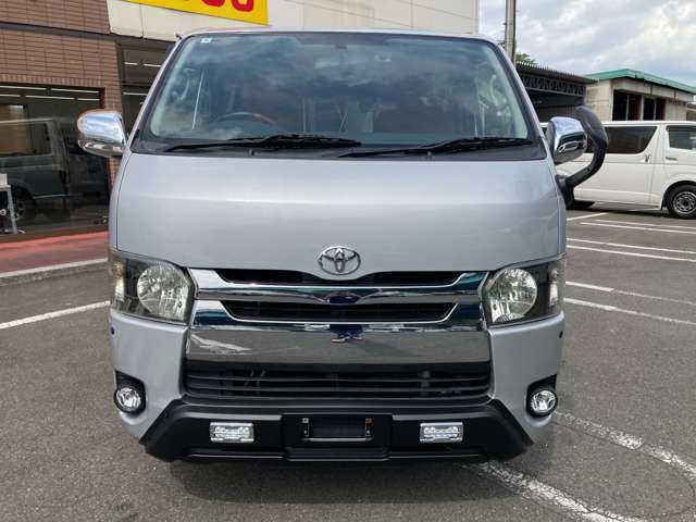 2007 Toyota Regius Ace – thumbnail 2