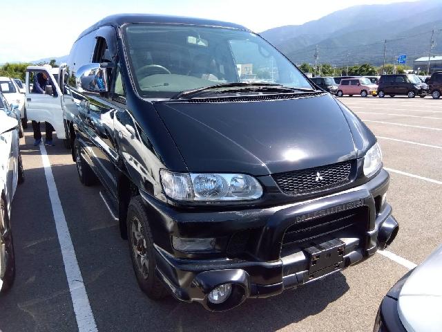 2004 Mitsubishi Delica Space Gear – thumbnail 4
