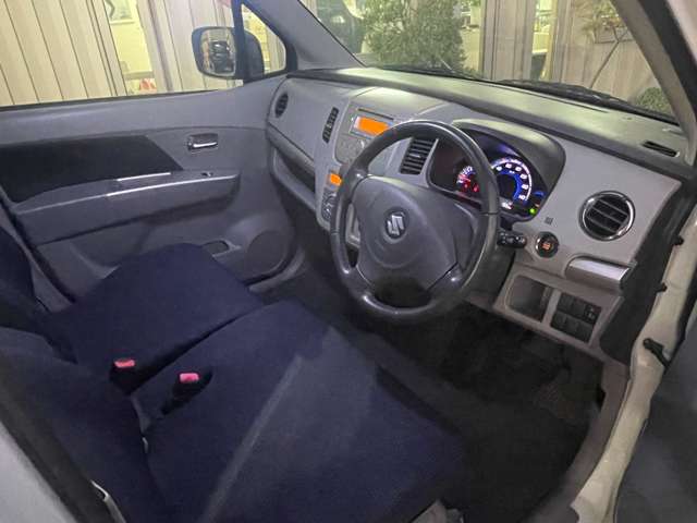 2010 Suzuki Wagon R – thumbnail 3