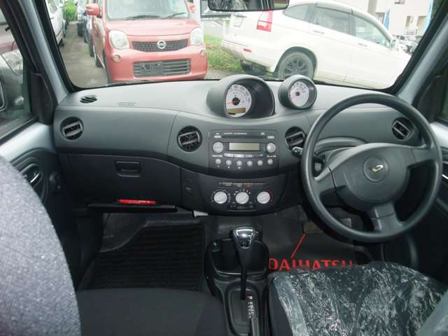 2010 Daihatsu Esse – thumbnail 3