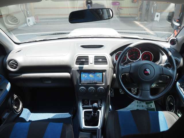 2006 Subaru Impreza STI – thumbnail 2