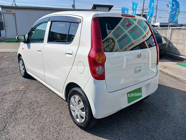 2010 Daihatsu Mira – thumbnail 3