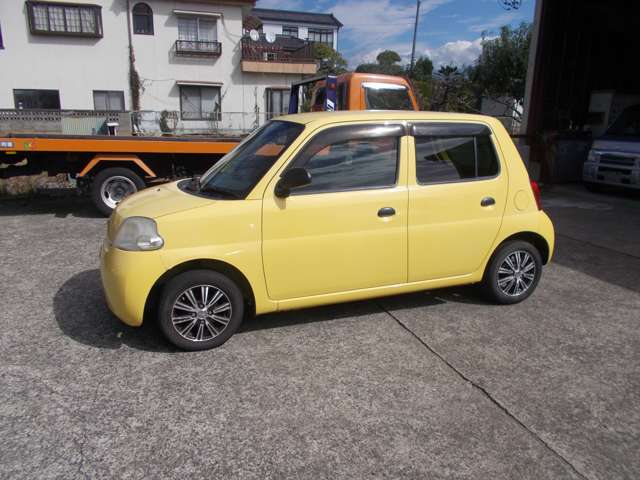 2010 Daihatsu Esse – thumbnail 4