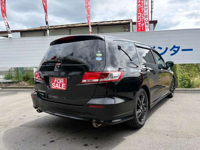 2010 Honda Odyssey – thumbnail 3