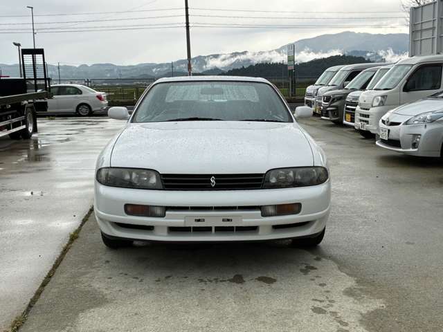 1994 Nissan Skyline Coupe – thumbnail 2