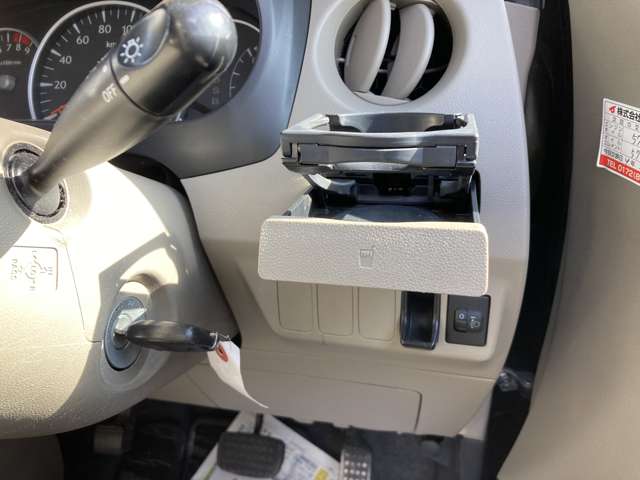 2009 Daihatsu Mira – thumbnail 3