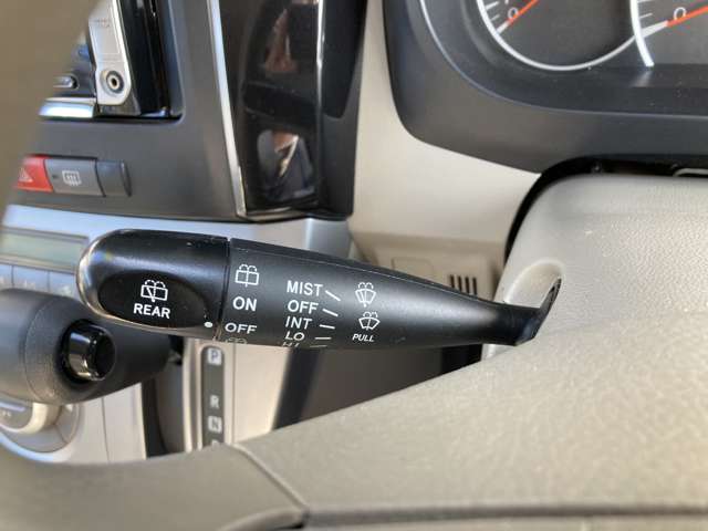 2009 Daihatsu Mira – thumbnail 4