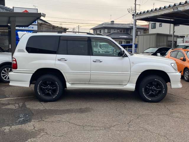 2004 Toyota Land Cruiser 100 – thumbnail 4