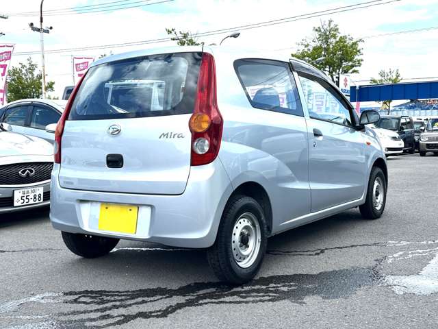2009 Daihatsu Mira – thumbnail 4