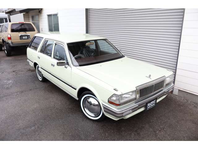 1989 Nissan Cedric Wagon – thumbnail 2