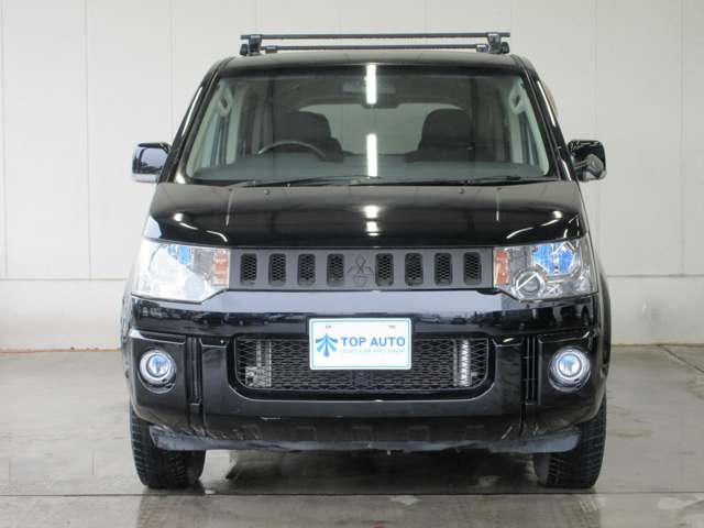 2010 Mitsubishi Delica D:5 – thumbnail 4