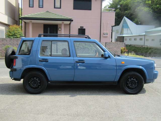 1996 Nissan Rasheen – thumbnail 4