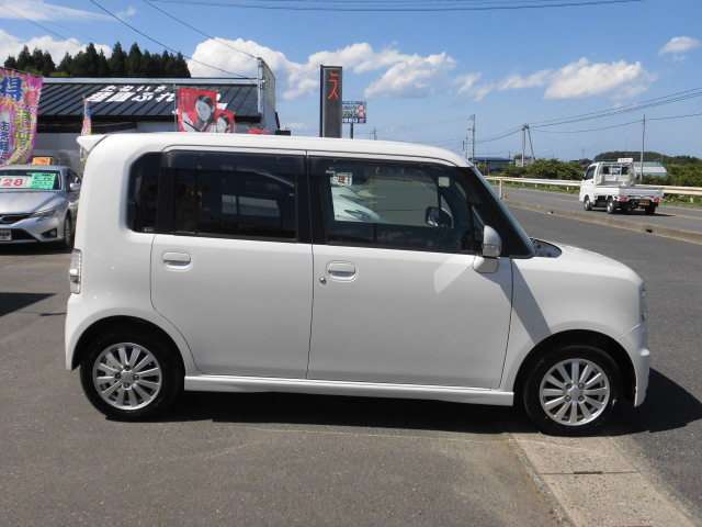 2009 Daihatsu Move Conte – thumbnail 4