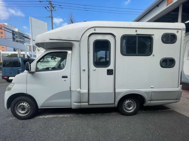 2008 Toyota TownAce Track – thumbnail 2