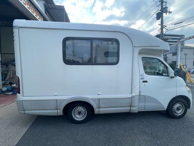 2008 Toyota TownAce Track – thumbnail 4