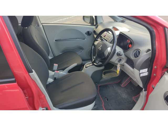 2006 Mitsubishi i – thumbnail 3