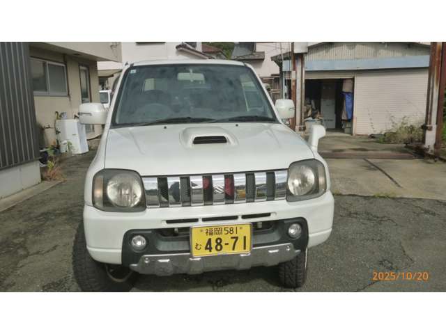 2009 Suzuki Jimny – thumbnail 3
