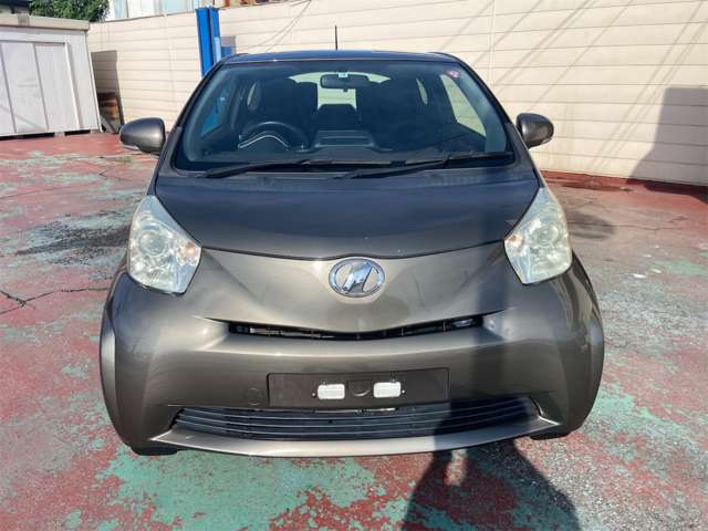2009 Toyota iQ – thumbnail 3