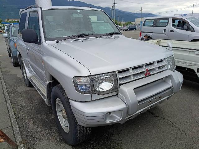 1997 Mitsubishi Pajero – thumbnail 4