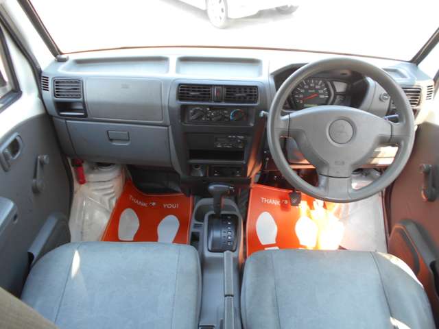 2007 Mitsubishi Minicab Van – thumbnail 4