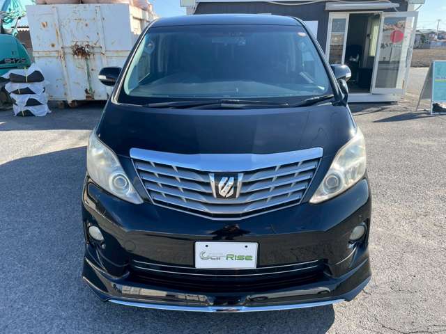 2010 Toyota Alphard – thumbnail 4