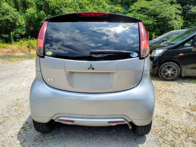 2008 Mitsubishi i – thumbnail 3