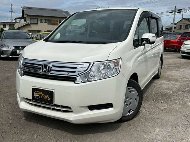 2010 Honda Stepwgn – thumbnail 3