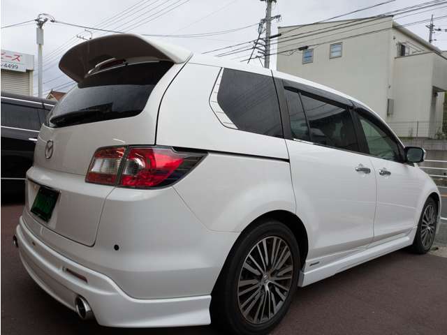 2007 Mazda MPV – thumbnail 4