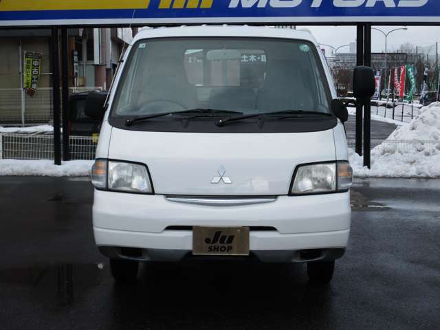 2001 Mitsubishi Delica Truck – thumbnail 4
