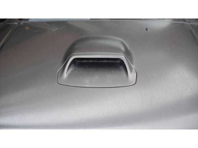 2009 Nissan Kix – thumbnail 4