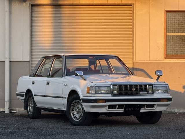 1986 Toyota Crown – thumbnail 3