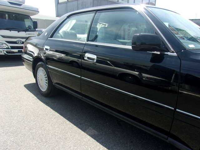 1995 Toyota Crown – thumbnail 4