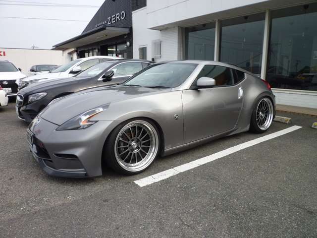 2009 Nissan Fairlady Z – thumbnail 2