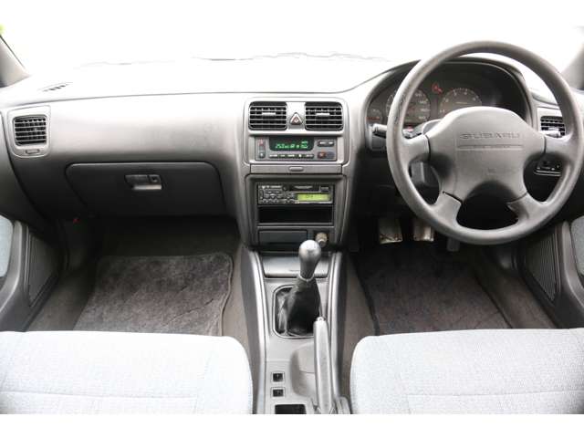 1998 Subaru Legacy Sedan – thumbnail 2